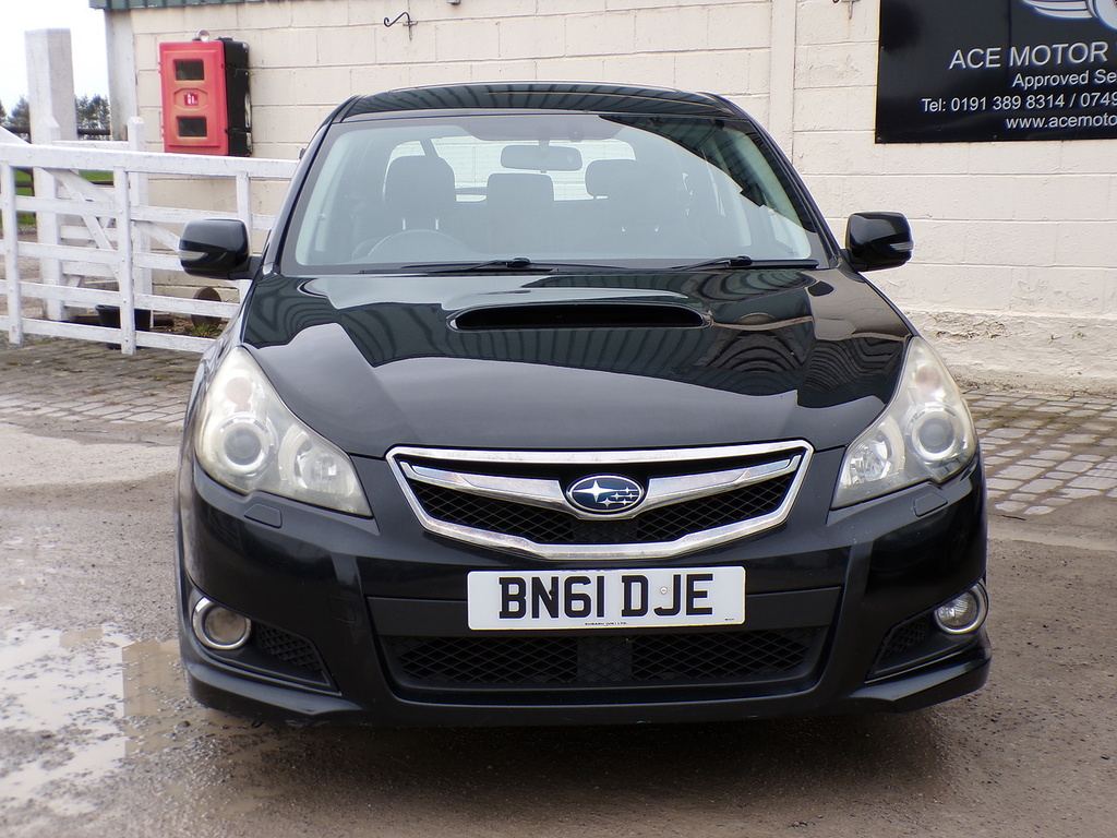 Subaru Legacy D Se Black #3