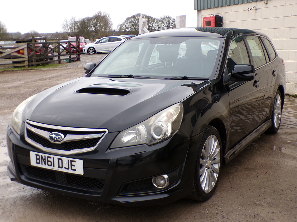 Subaru Legacy D Se Black #4