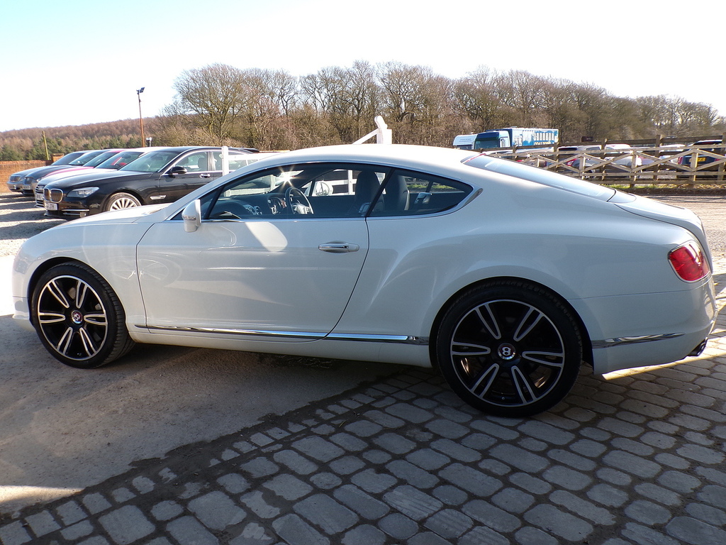 Bentley Continental Gt V8 Gt White #5