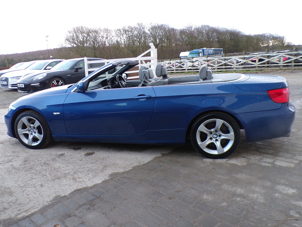 BMW 3 Series 325D Se Blue #4
