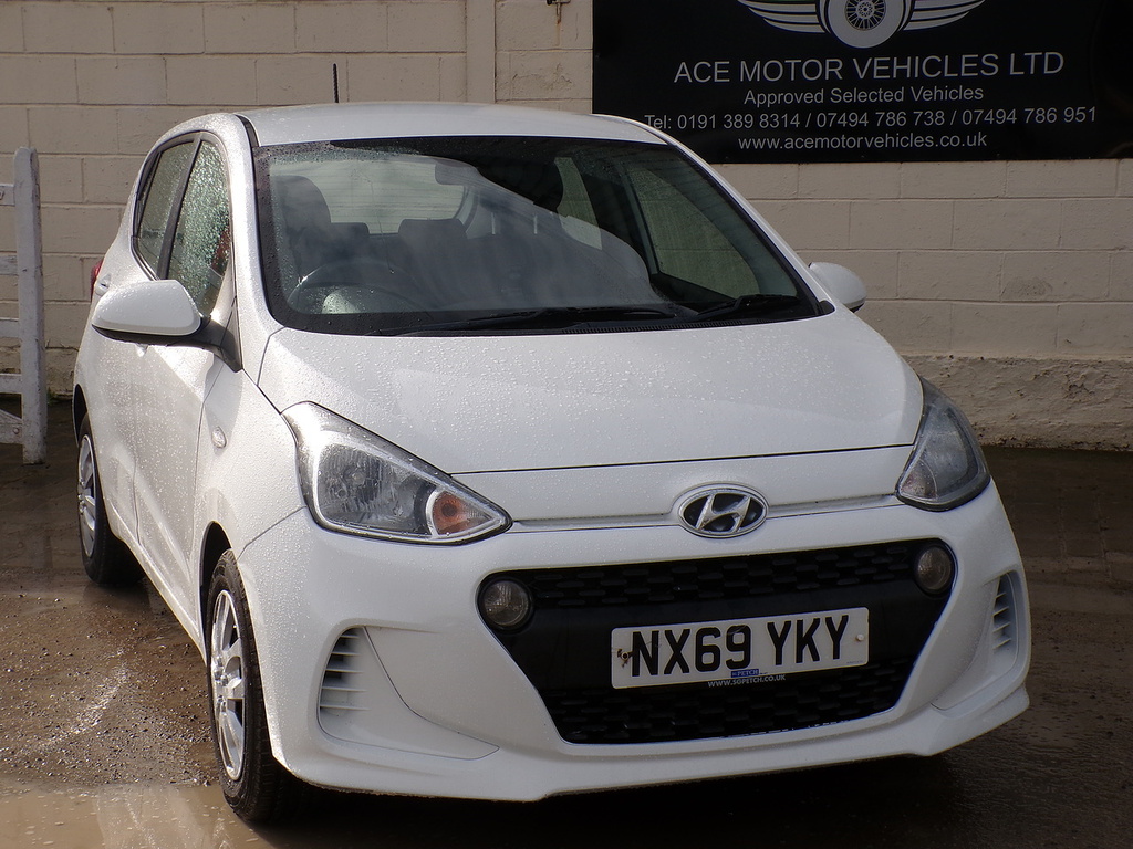 Hyundai I10 Se White #2