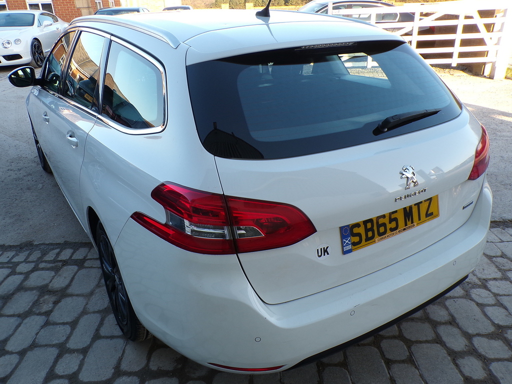 Peugeot 308 SW Bluehdi Allure SB65MTZ White #6