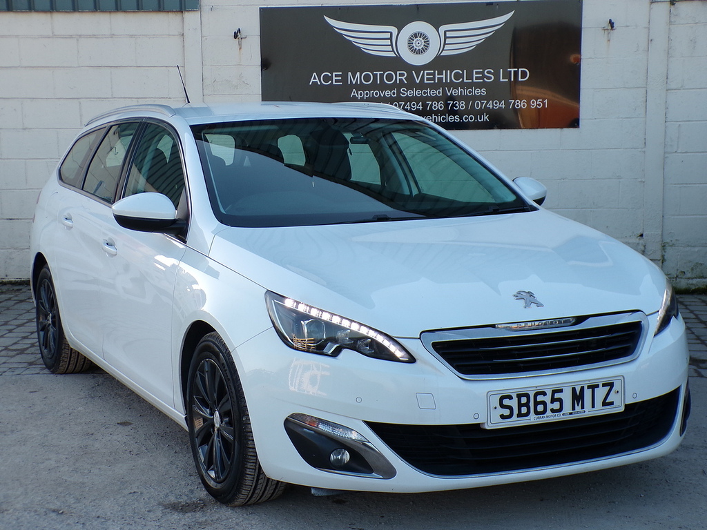 Peugeot 308 SW Bluehdi Allure White