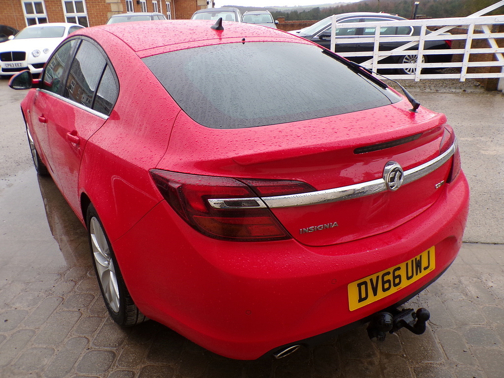 Vauxhall Insignia Cdti Sri Nav DV66UWJ Red #6