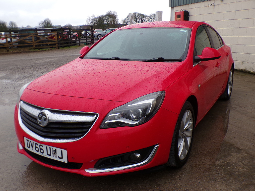 Vauxhall Insignia Cdti Sri Nav DV66UWJ Red #4