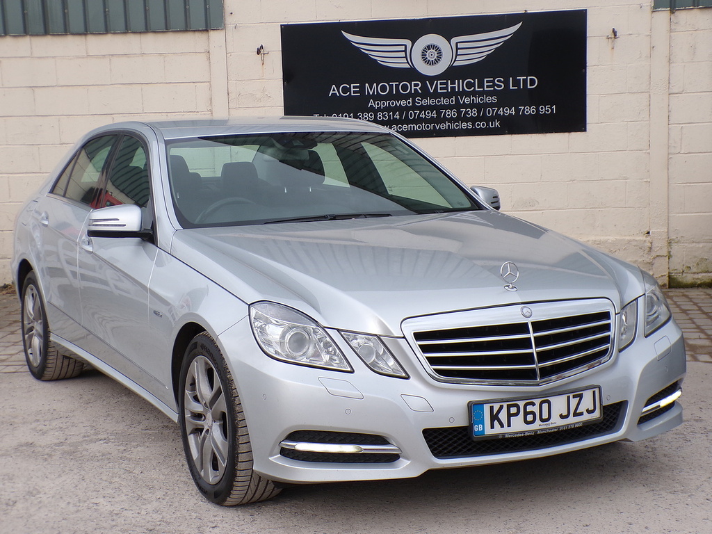 Mercedes-Benz E Class E250 Cdi Blueefficiency Avantgarde Silver