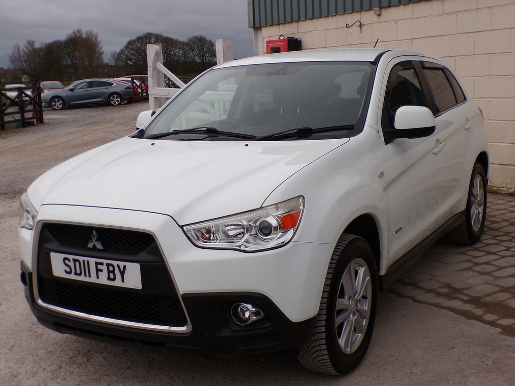 Mitsubishi ASX Cleartec 3 White #4