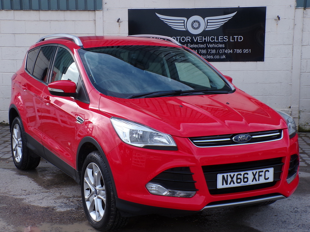 Ford Kuga Tdci Titanium Red