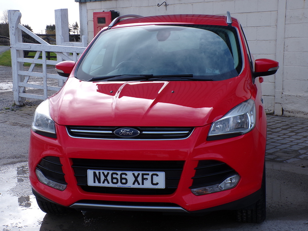 Ford Kuga Tdci Titanium NX66XFC Red #3
