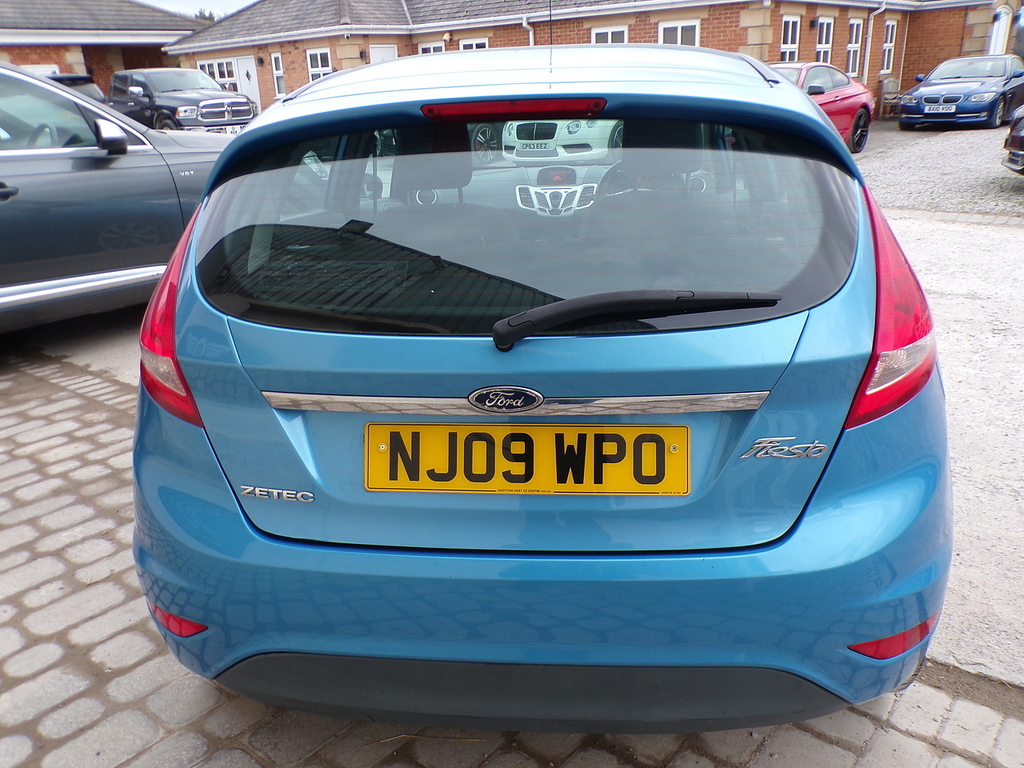 Ford Fiesta Zetec Blue #6