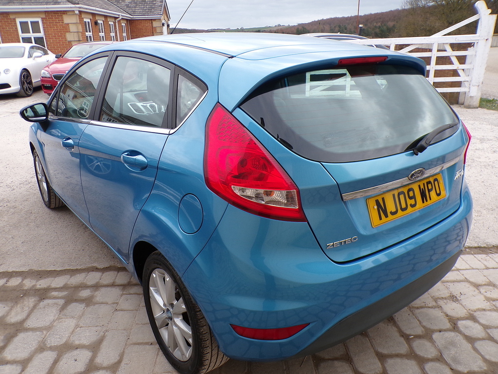 Ford Fiesta Zetec Blue #5