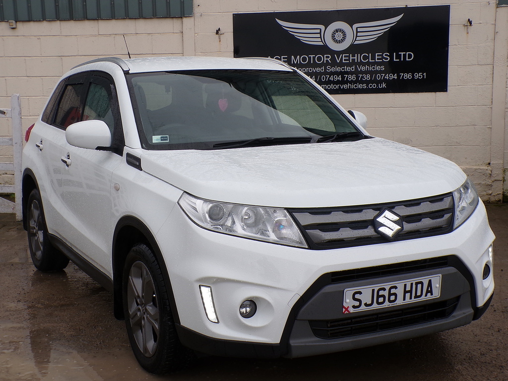 Suzuki Vitara Ddis Sz-t White