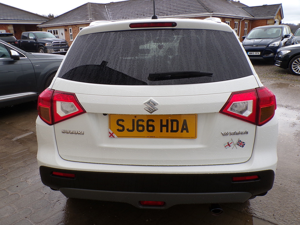 Suzuki Vitara Ddis Sz-t SJ66HDA White #6