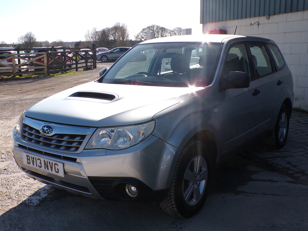 Subaru Forester D X BV13NVG Silver #4