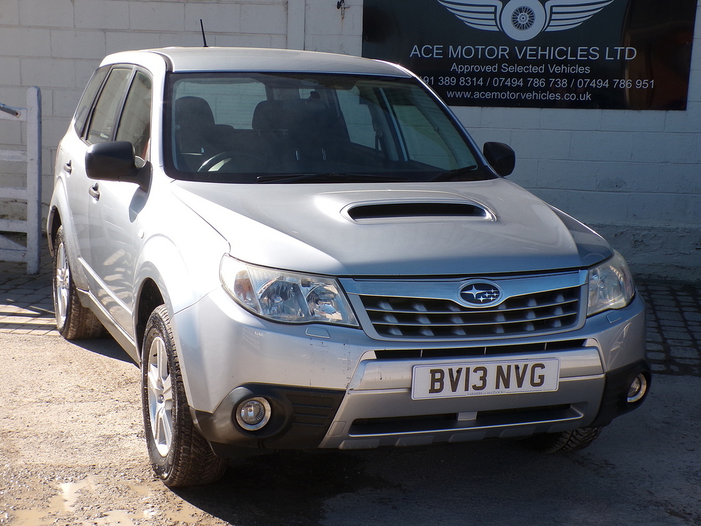Subaru Forester D X BV13NVG Silver #2