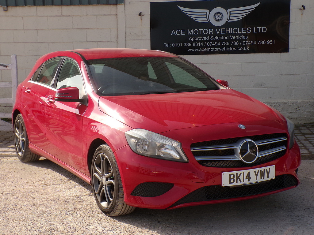 Mercedes-Benz A Class A180 Cdi Sport Red