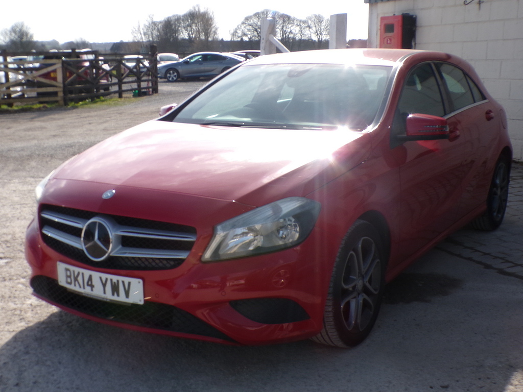 Mercedes-Benz A Class A180 Cdi Sport BK14YWV Red #4