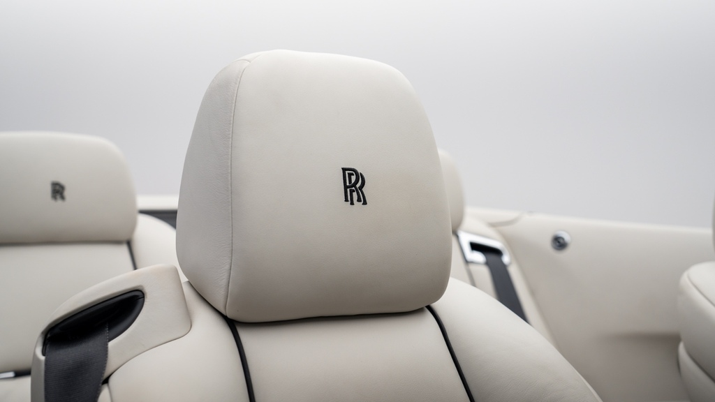 Rolls-Royce Dawn V12 Purple #22