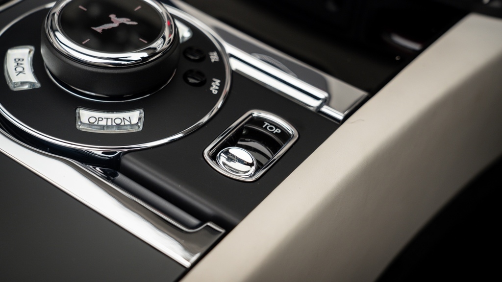 Rolls-Royce Dawn V12 Purple #36