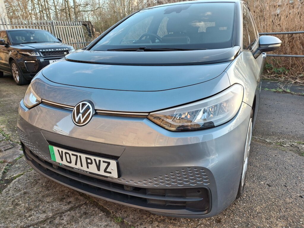 Volkswagen ID.3 Pro Performance 58Kwh Life Hatchback VO71PVZ Blue #6