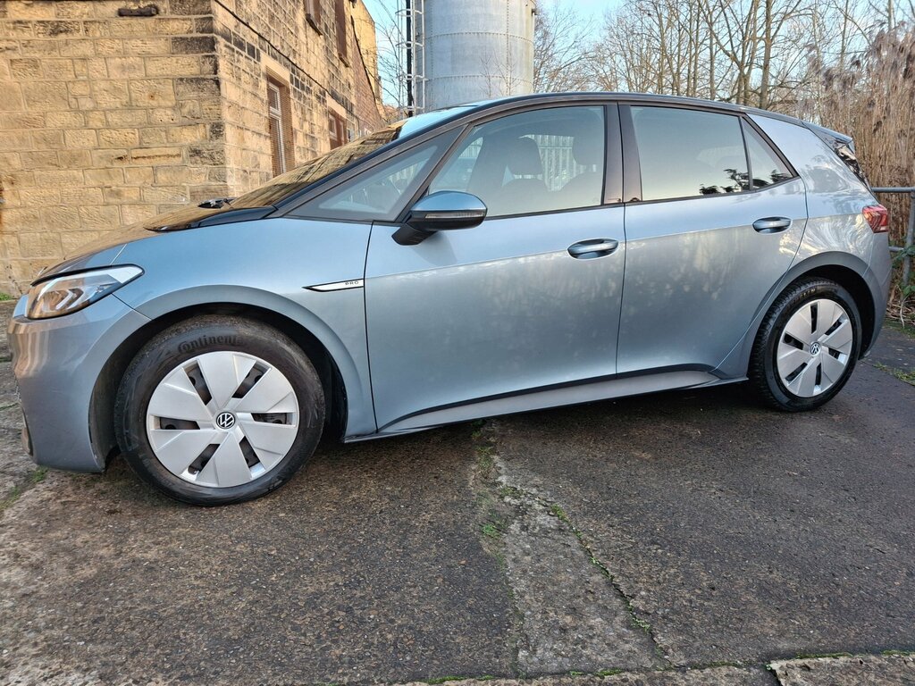 Volkswagen ID.3 Pro Performance 58Kwh Life Hatchback VO71PVZ Blue #5