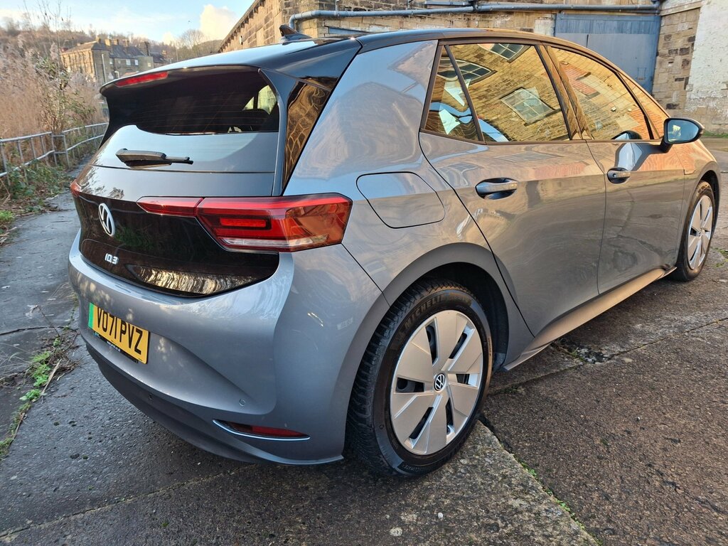Volkswagen ID.3 Pro Performance 58Kwh Life Hatchback VO71PVZ Blue #3