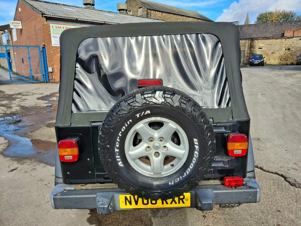 Jeep Wrangler Sahara - 2006 06 Green #7
