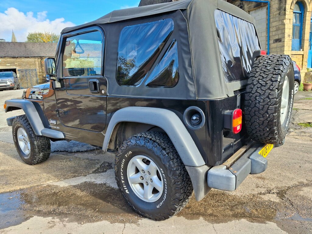 Jeep Wrangler Sahara - 2006 06 Green #4