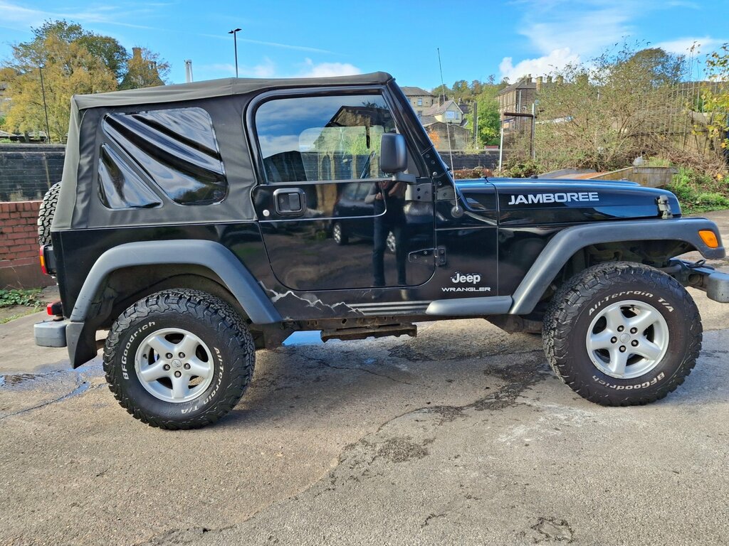 Jeep Wrangler Sahara - 2006 06 Green #3
