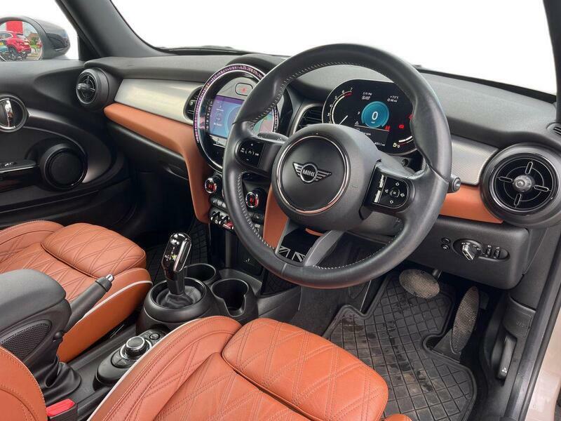 Mini Hatch 1.5 Cooper Exclusive Steptronic Euro 6 Ss DA71SXN Grey #3