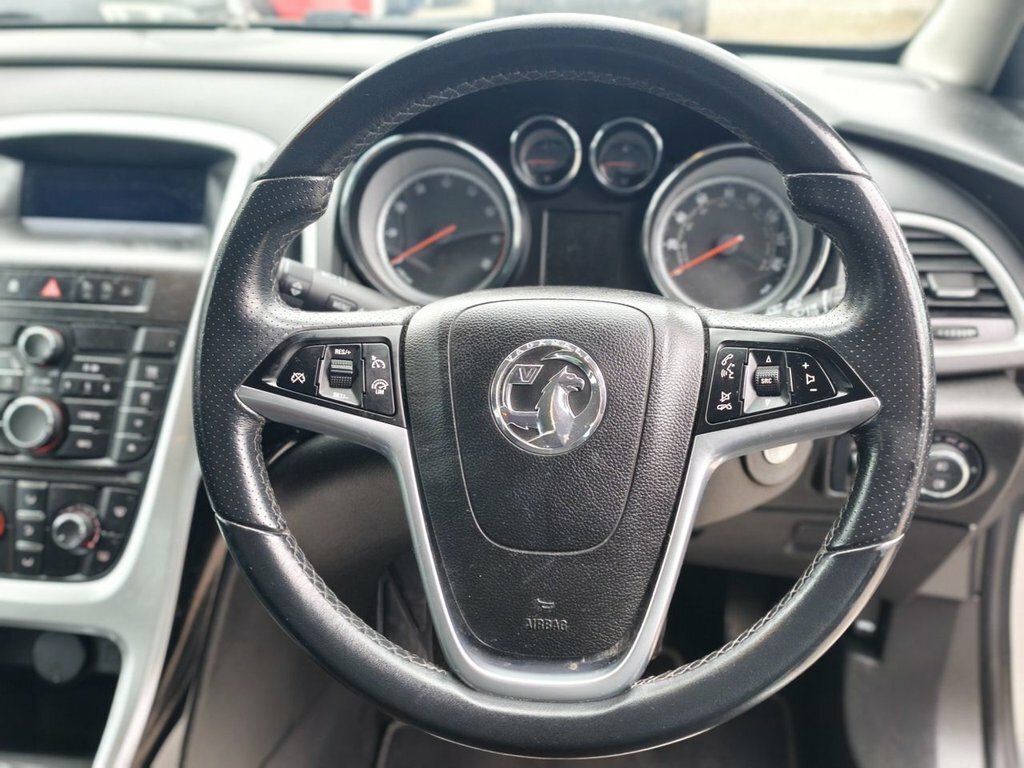 Vauxhall Astra 1.6L Sri DS64CGF Silver #3