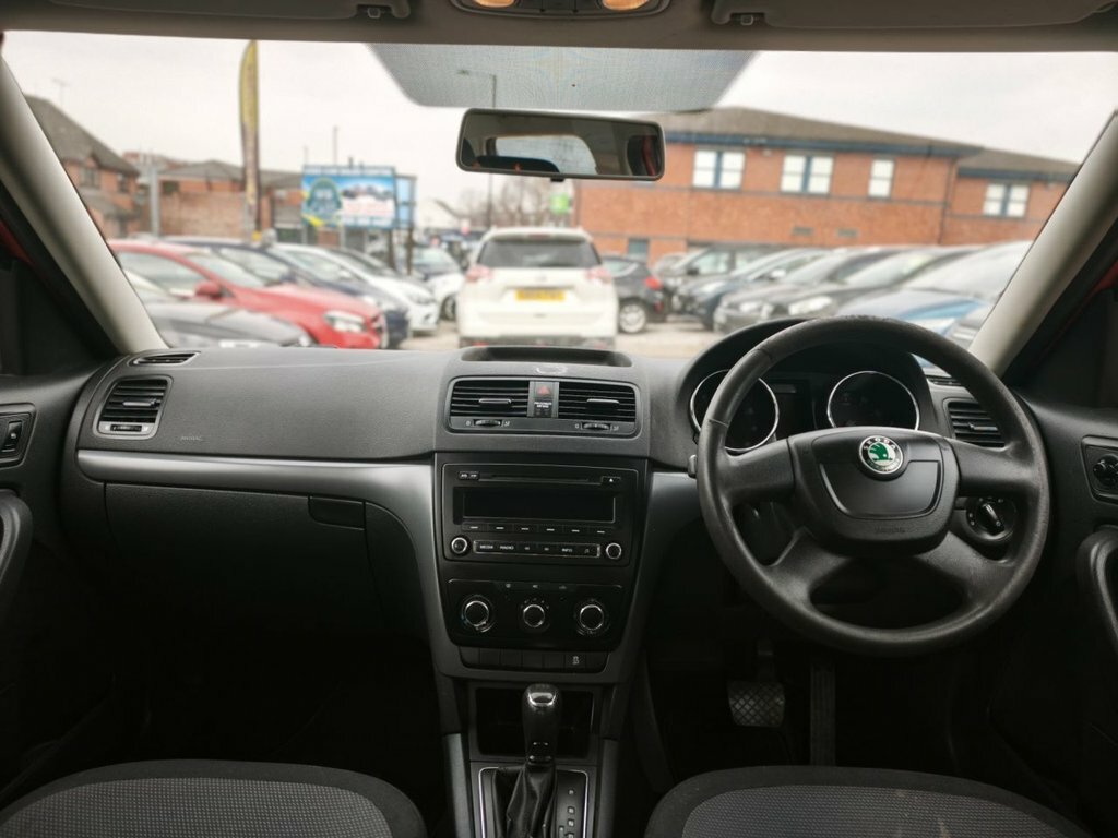 Skoda Yeti 1.2L S GJ63ZXR Red #6