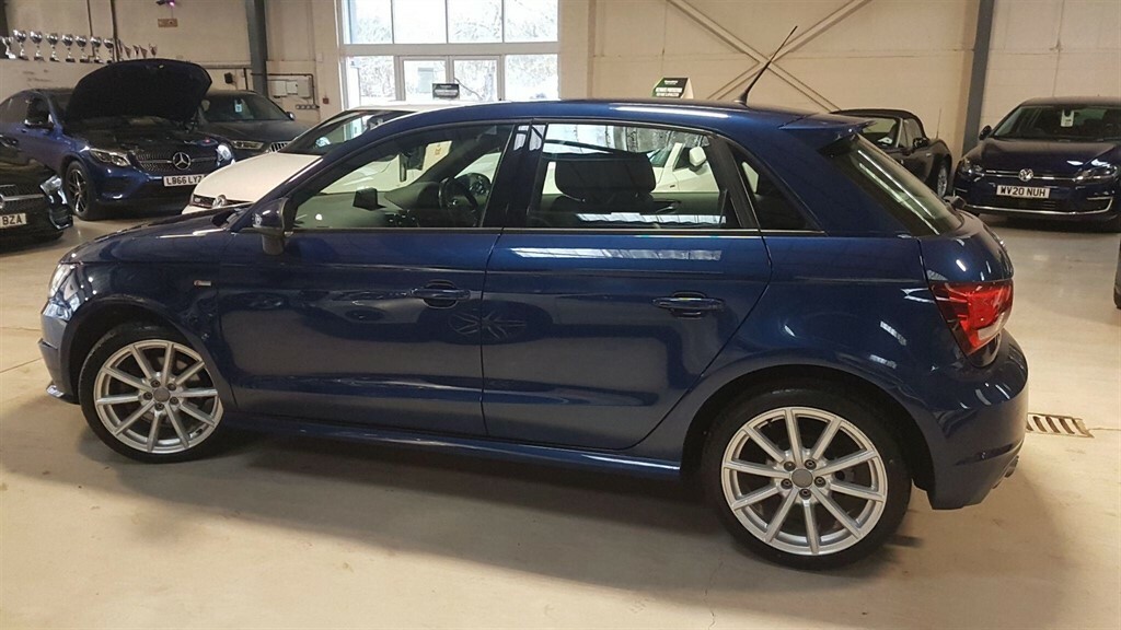 Audi A1 1.6 Tdi S Line Sportback S Tronic Euro 6 Ss Blue #6