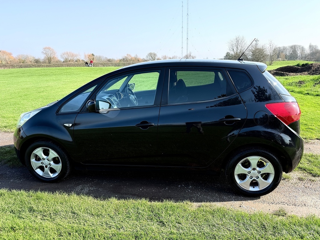 Kia Venga Crdi Ecodynamics 3 Black #6