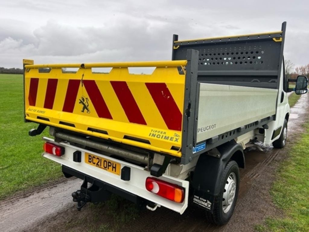 Peugeot Boxer L2 Single Cab Tipper 140Ps Air Con White #2