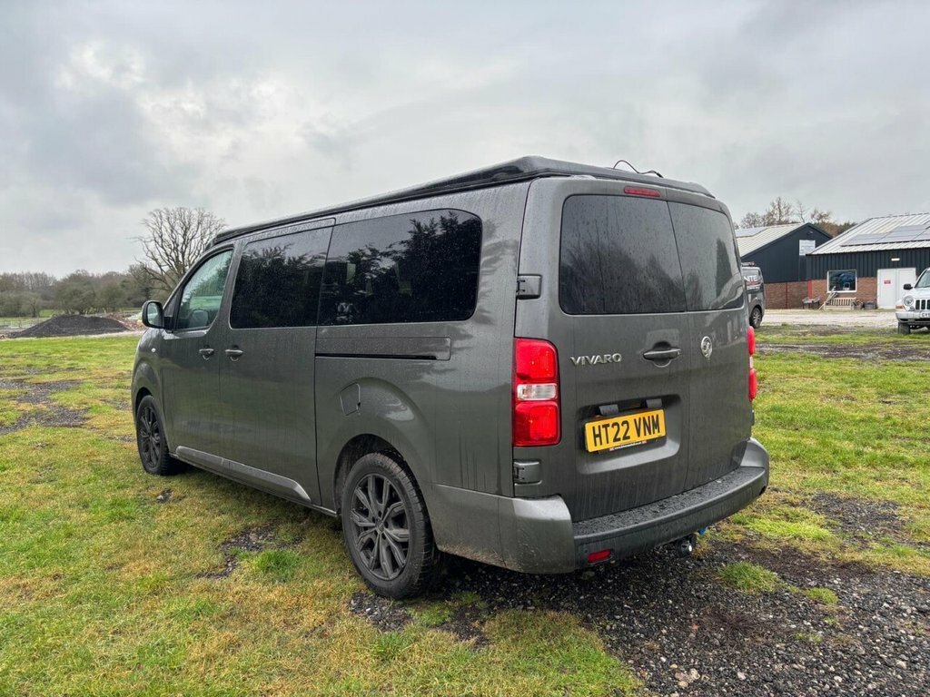 Vauxhall Vivaro 1.5L Sportive 6Dr HT22VNM Grey #3