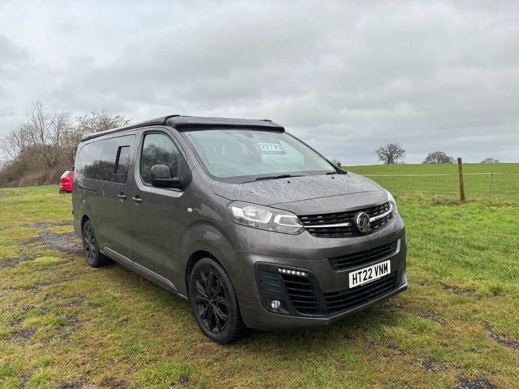 Vauxhall Vivaro 1.5L Sportive 6Dr HT22VNM Grey #2
