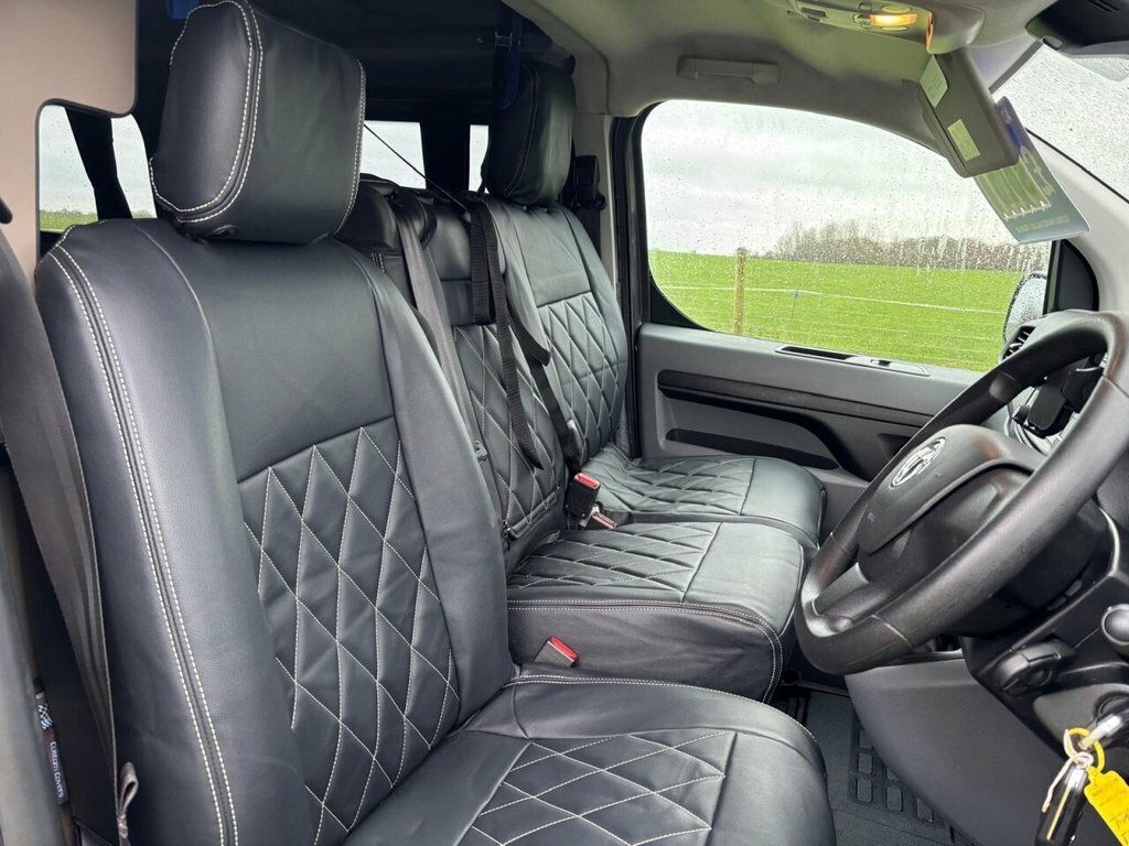 Vauxhall Vivaro 1.5L Sportive 6Dr HT22VNM Grey #6
