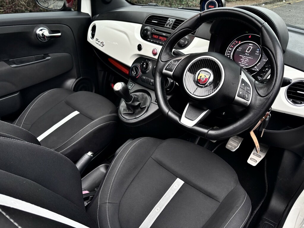 Abarth 500 1.4 Abarth Convertible 500 1.4 Tjet 135 Hp 20151 RV15EWF White #2