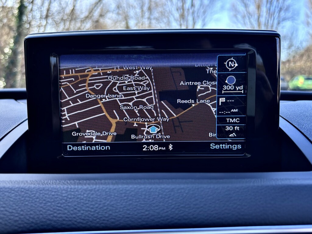 Audi Q3 2.0 Tdi S Line Plus 201666 White #2