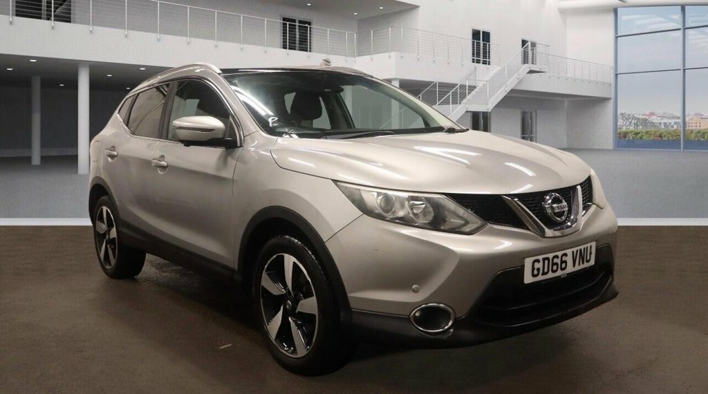 Nissan Qashqai Qashqai N-connecta Dig-t Cvt Silver