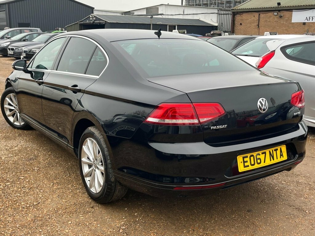 Volkswagen Passat Saloon EO67NTA Black #4