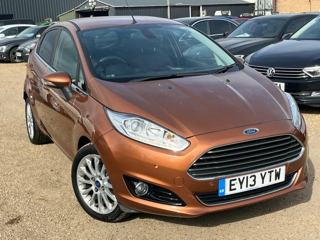 Ford Fiesta Hatchback EY13YTW Yellow #5