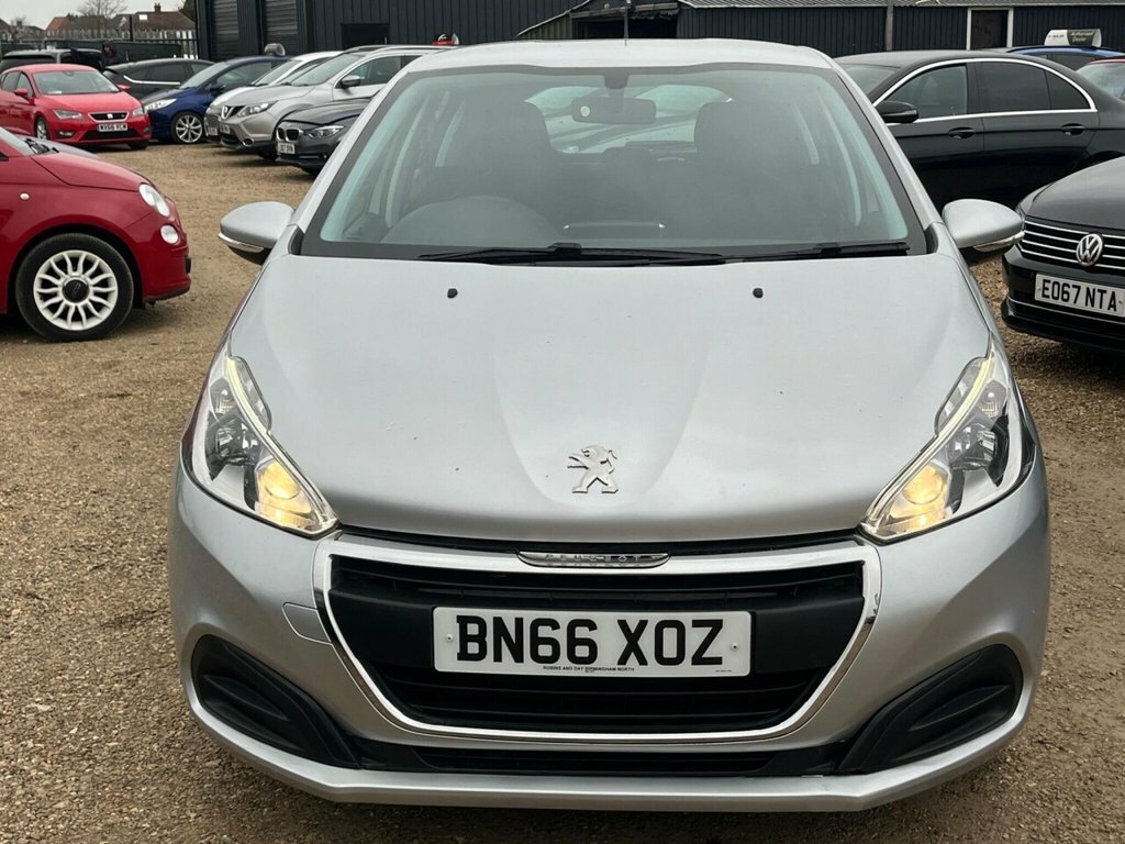 Peugeot 208 Hatchback BN66XOZ Silver #4