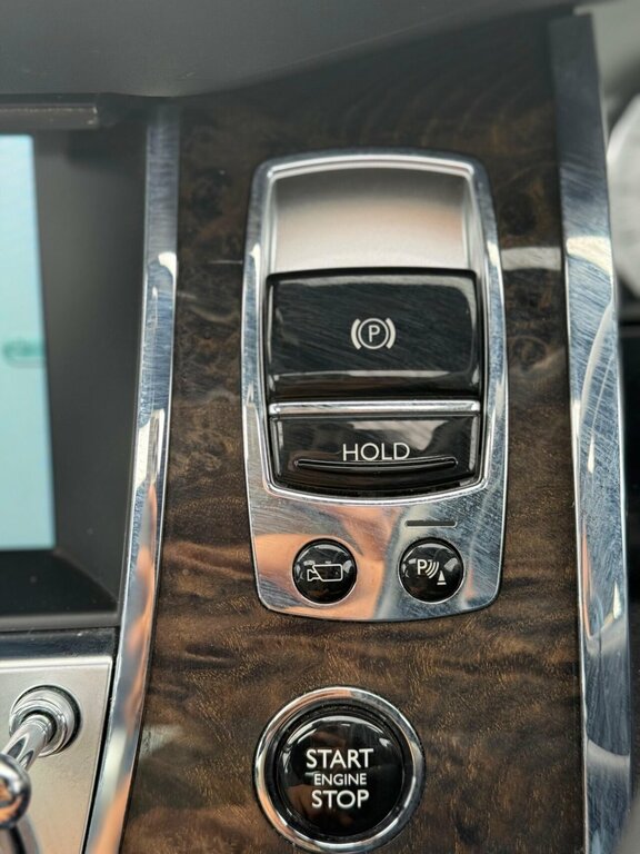Rolls-Royce Ghost Saloon Silver #53