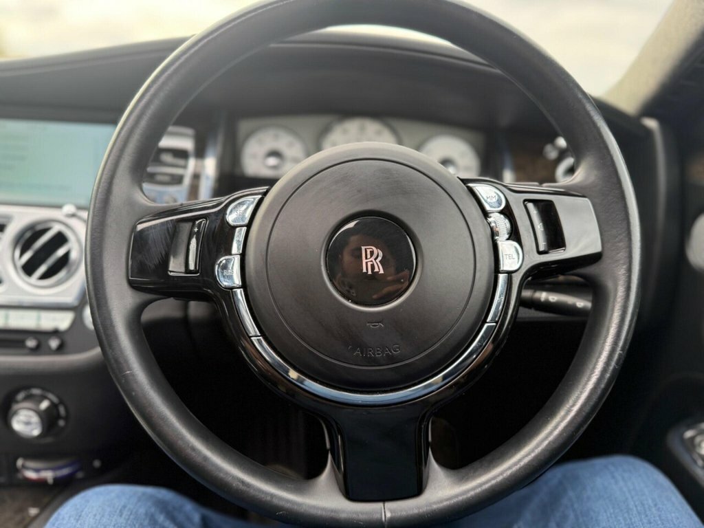 Rolls-Royce Ghost Saloon Silver #65