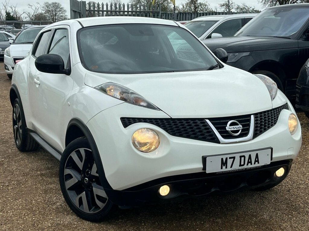 Nissan Juke Suv White