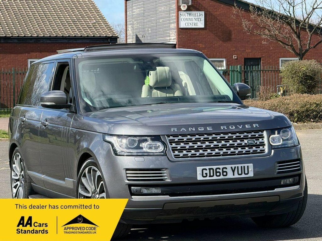 Land Rover Range Rover Suv Grey