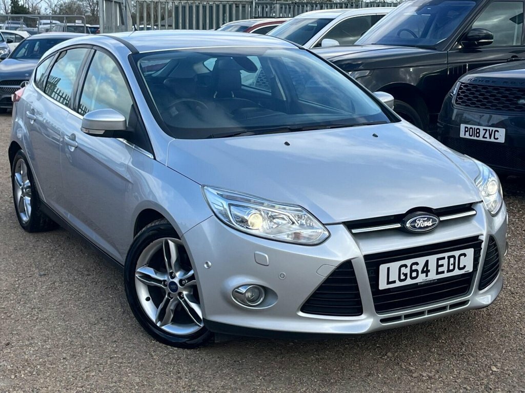 Ford Focus Hatchback LG64EDC Silver #5