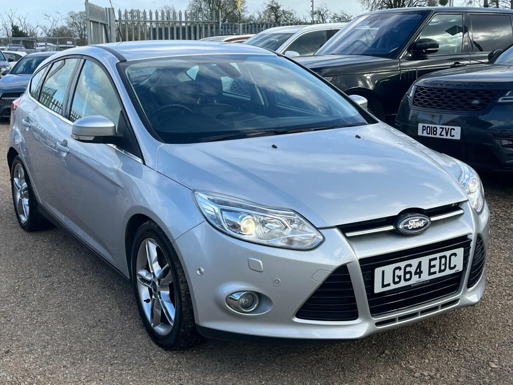Ford Focus Hatchback LG64EDC Silver #6